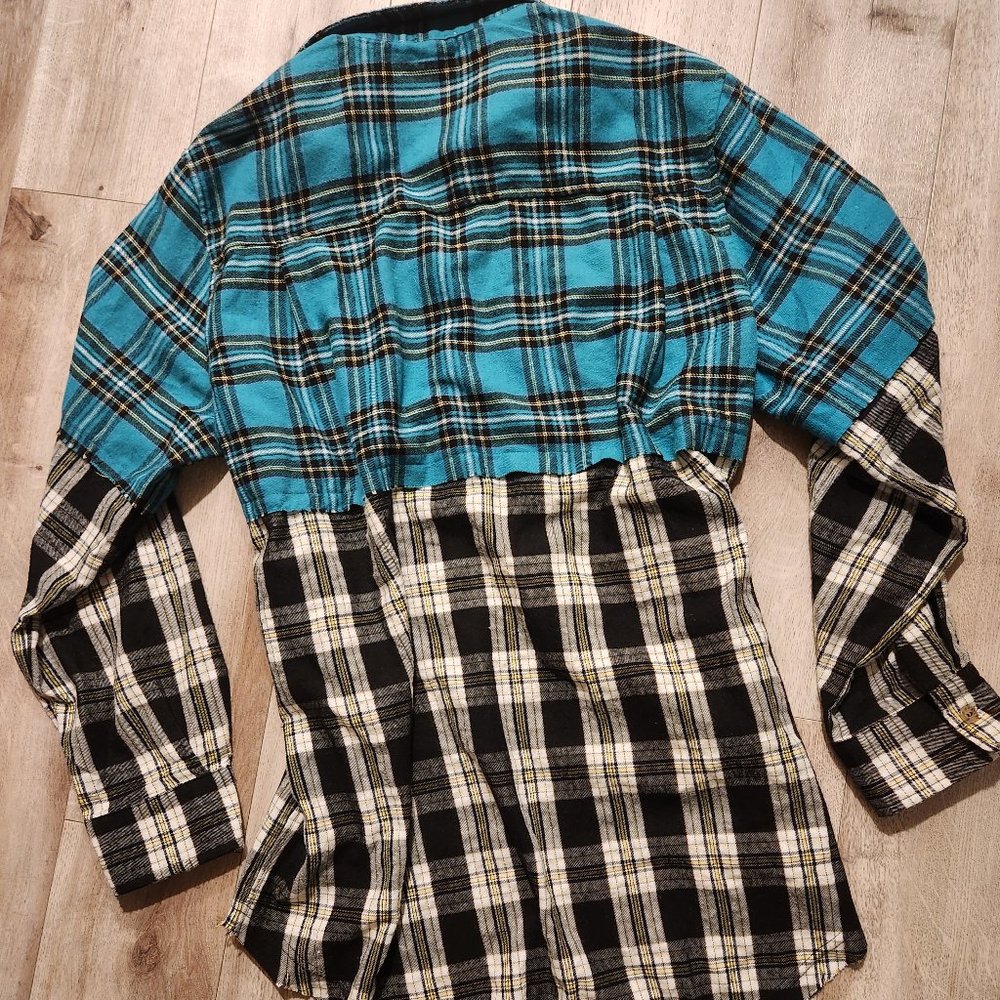 La Miel Split Plaid Boyfriend Top - image 6